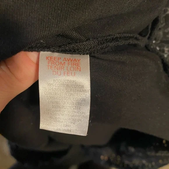 Hatley Elegant Black Sleeveless Dress with eyelet border - Picture 8 of 8